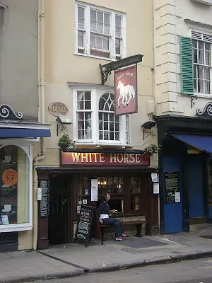 The White Horse & King's Arms