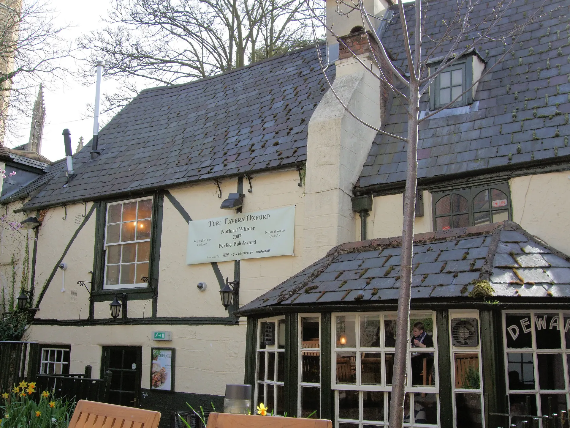 Holywell Street